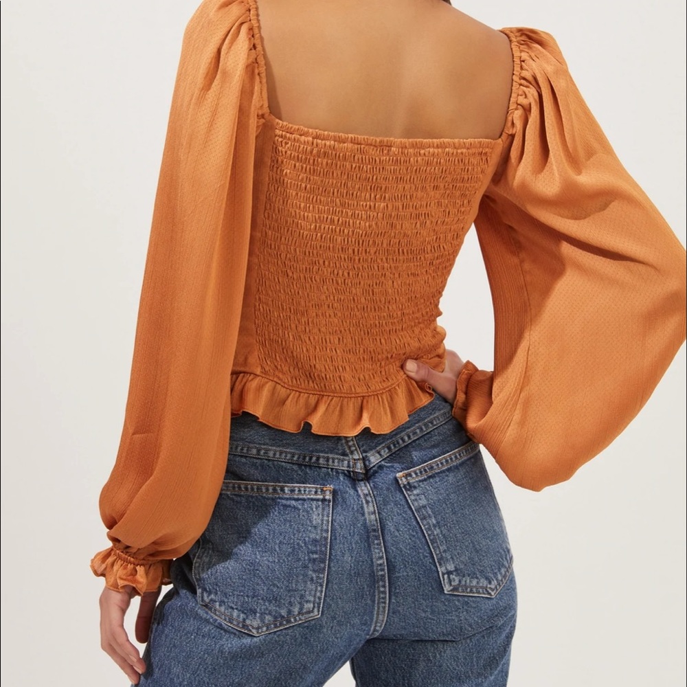 ASTR The Label Love Song Ruched Frill Puff Sleeve Top Size Medium